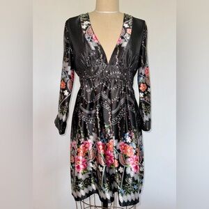 🔥🔥Silk satin low cut dress - NWOT - size M🔥🔥